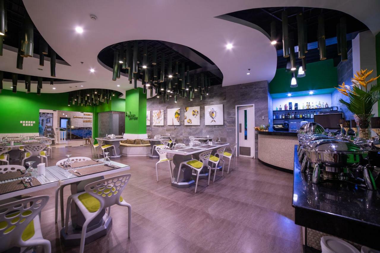 万马纳洛广场酒店 公主港 外观 照片